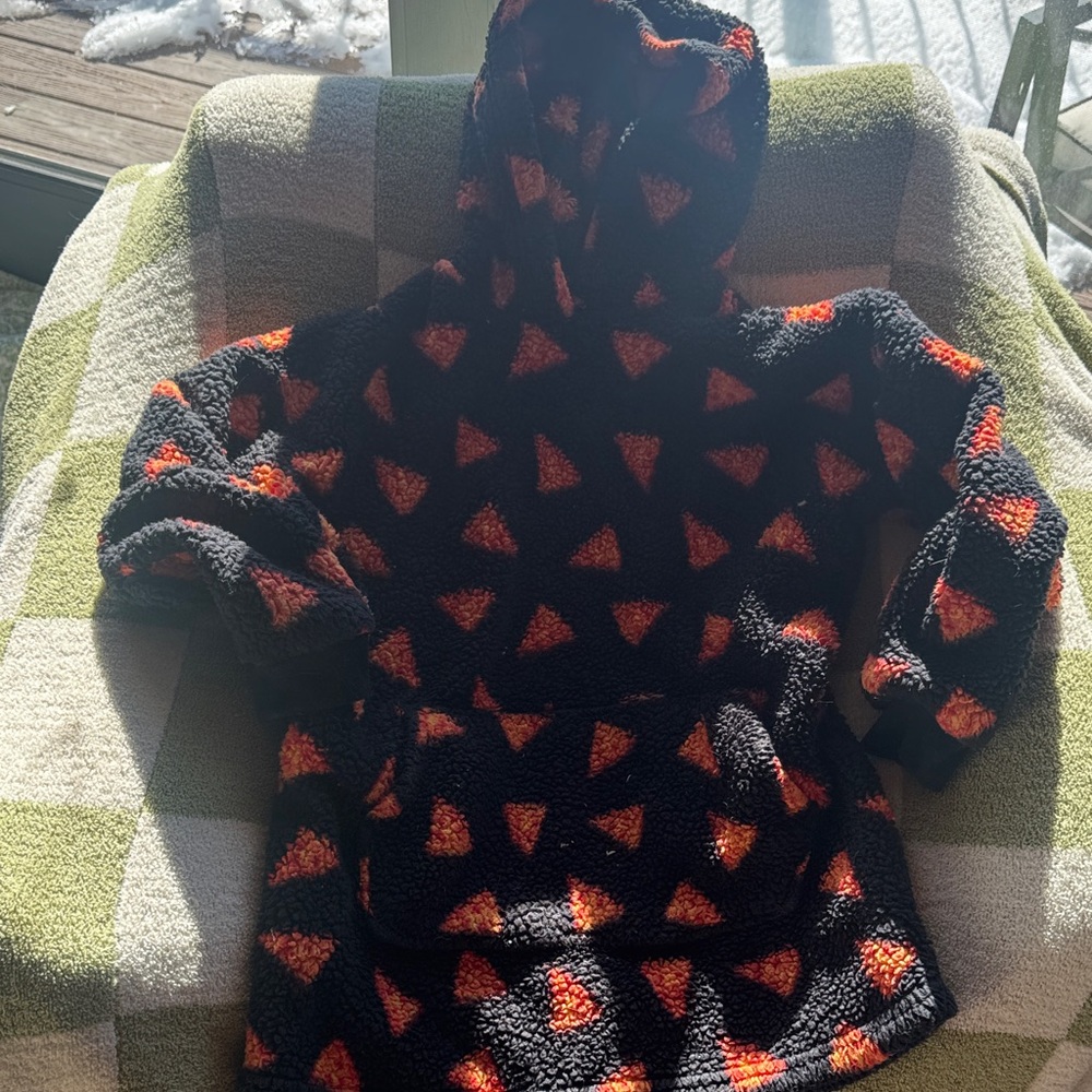 Cozy Black and Pizza Hooded Fleece Robe